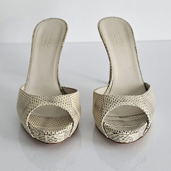 GUCCI Heels- Snakeskin! - Picture 3 of 16